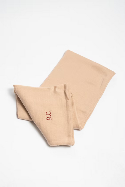 R.C. College Scarf (Creme)